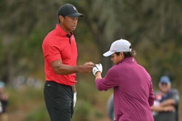 Tiger Woods dans le noir alors que l'icône du golf présente le plan des Majors pour 2024
