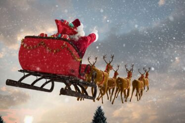 Tracker du Père Noël 2023 : regardez en direct le Père Noël livrer ses cadeaux à travers le monde