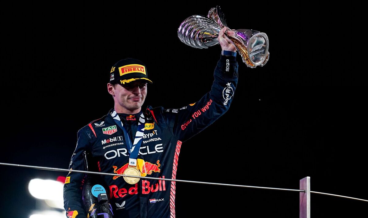 Max Verstappen révèle une interdiction dans son contrat alors que Red Bull garde la star en laisse serrée