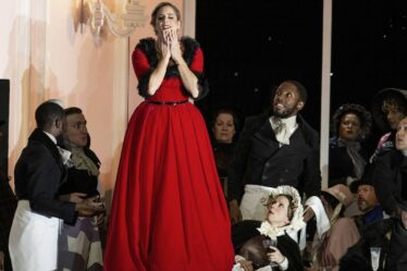 Revue La Bohème : Royal Opera triomphe avec Puccini subtilement sensible et puissant