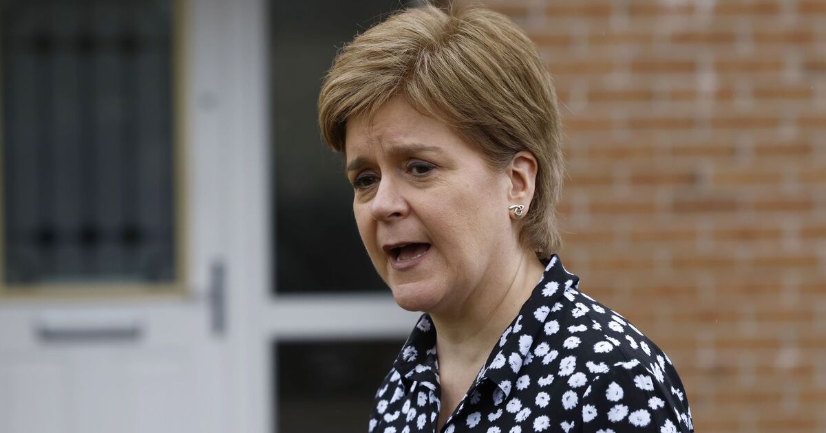 La démission choc de Nicola Sturgeon a été suivie par l'effondrement du soutien au SNP, selon un sondeur