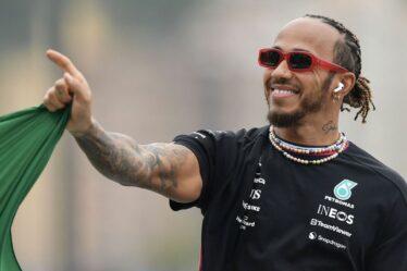 Lewis Hamilton laisse le journaliste de Sky Sports rougir en abandonnant Mercedes pour Ferrari