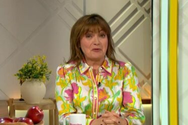 Lorraine Kelly insiste sur le fait qu'elle "ne flirtait pas" avec la légende hollywoodienne lors de son apparition sur ITV