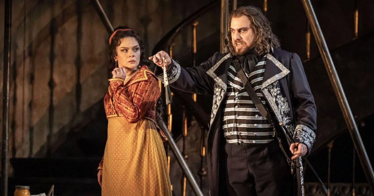 Revue Tosca : La superbe mise en scène du classique de Puccini au Royal Opera présente un superbe méchant