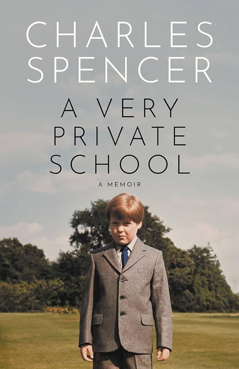 Une école très privée par Charles Spencer