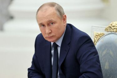 Vladimir Poutine est sous le choc alors qu'un stratège de haut niveau prévient que la Russie n'est pas prête à une attaque surprise de l'OTAN