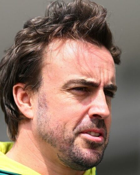 Fernando Alonso recherché par les « factions » d’Aston Martin alors que « l’ennemi juré » de Red Bull provoque le chaos