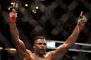 Francis Ngannou cherche la rédemption du MMA avec une annonce alors que le rêve de boxe se termine