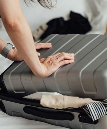Les passagers sont invités à suivre une « règle simple mais efficace en matière de chaussures » lorsqu'ils préparent leurs bagages à main