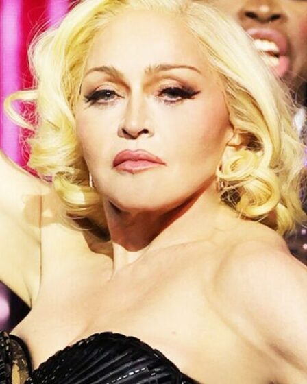 Madonna, 65 ans, n'a pas l'air d'avoir « un jour plus de 30 ans » avec un superbe look sans maquillage dans un haut décolleté
