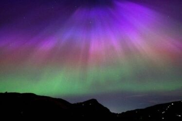 Date exacte du retour des aurores boréales au Royaume-Uni alors que la tempête solaire deviendra le ciel vert et violet