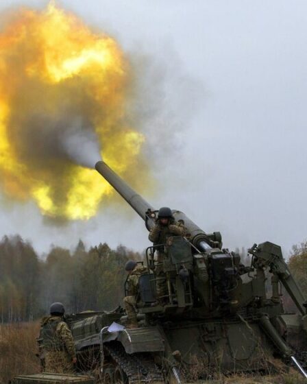 La Russie lance une nouvelle invasion alors que des « saboteurs » prennent d'assaut la frontière ukrainienne