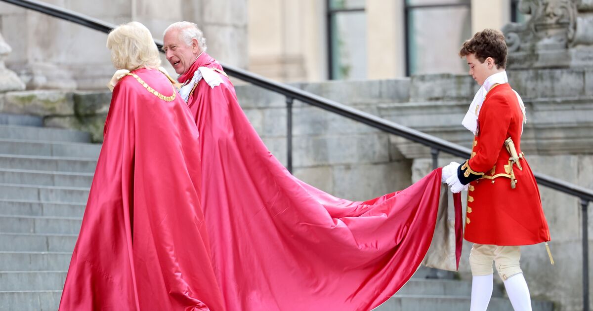 Le roi Charles et la reine Camilla arrivent à St Paul une semaine après la présence du prince Harry en solo