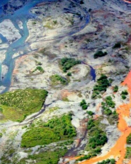 Les scientifiques sont « surpris » alors que la belle rivière devient orange vif