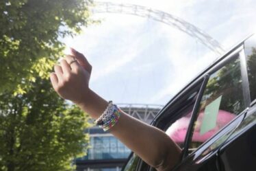 Uber lance des bracelets d'amitié Taylor Swift en édition limitée pour sa tournée au Royaume-Uni