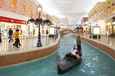 Ville incroyable avec une « mini Venise » à 4 000 kilomètres de l'Italie, dans le golfe Persique