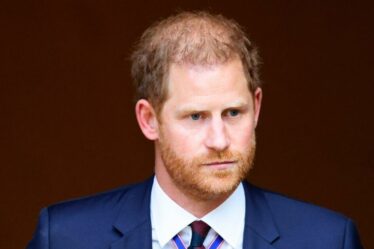 Famille royale EN DIRECT : le prince Harry a de grands « regrets » alors qu'un expert met en garde contre les « conséquences »