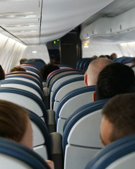 « Je n'ai pas renoncé à un avion pour une femme enceinte pour un vol de 12 heures – j'ai payé 200 £ pour cela »