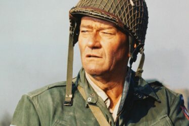 John Wayne « puni » le producteur de The Longest Day pour l'avoir insulté publiquement