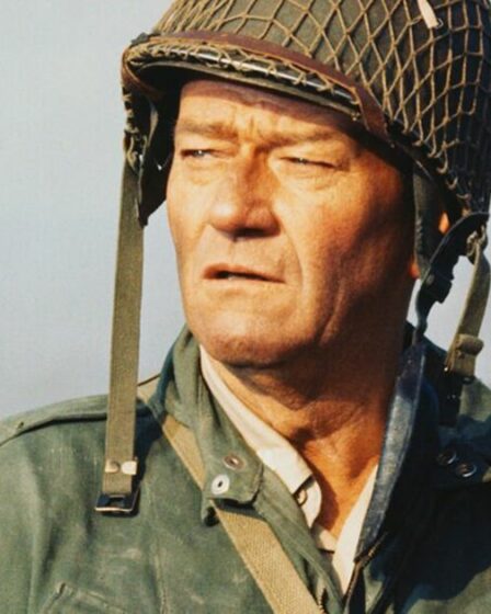 John Wayne « puni » le producteur de The Longest Day pour l'avoir insulté publiquement
