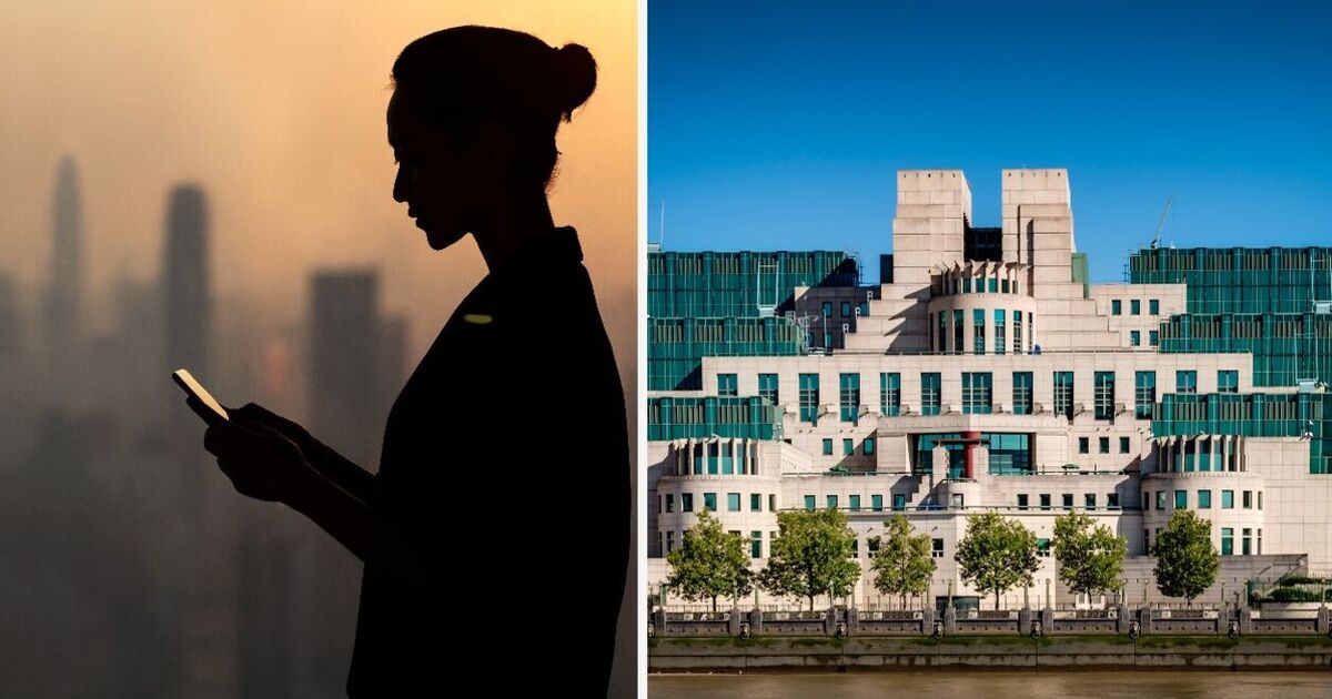 La Chine accuse furieusement le MI6 d'avoir incité un couple à devenir des espions pour le compte du Royaume-Uni.