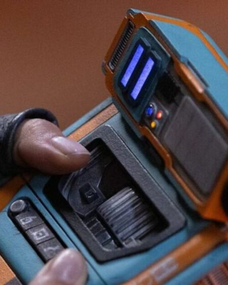 La star d'Acolyte partage une adorable inspiration derrière l'adorable droïde Pip dans la préquelle de Star Wars