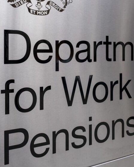 Le DWP donne à tous les bénéficiaires du PIP 49 jours pour répondre alors que les prestations sont « prêtes à être supprimées »