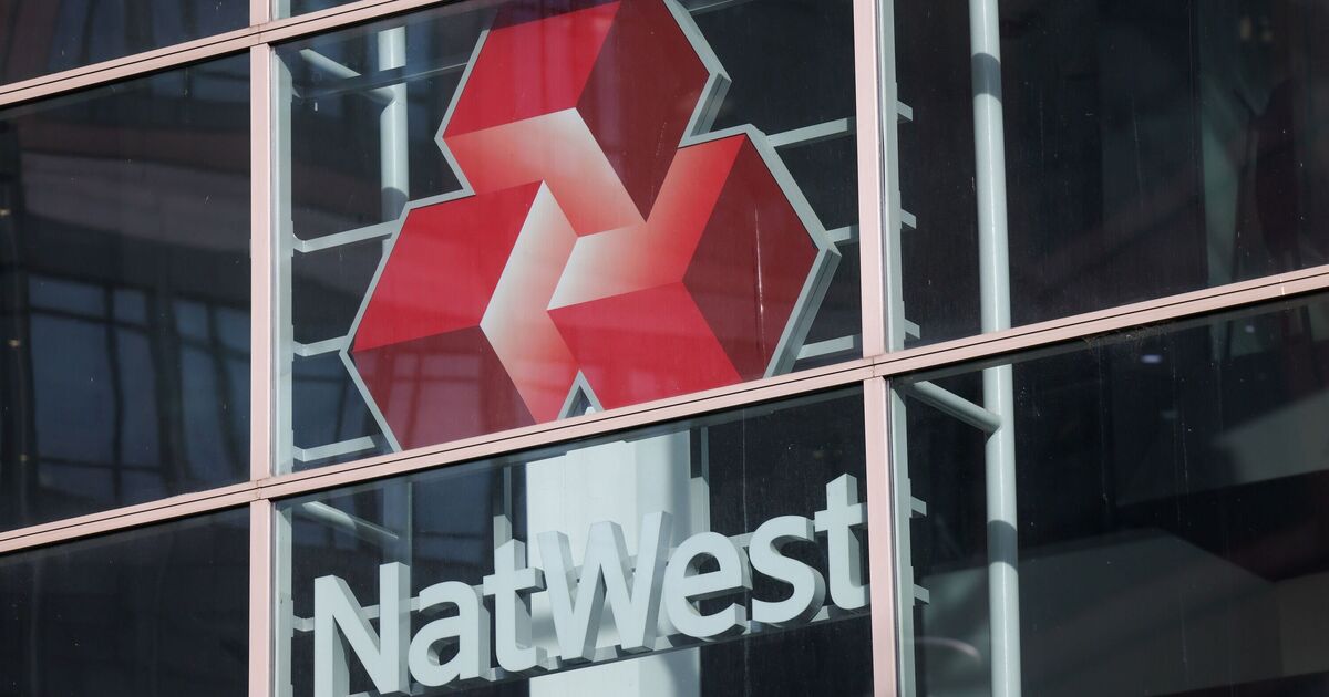 Les clients de NatWest sont confrontés à des frais bancaires de 60 £ en raison des hausses de taux annoncées aujourd'hui