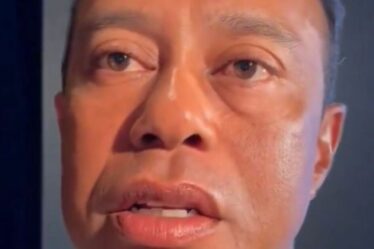 Les fans de golf inquiets après que des images de Tiger Woods montrent une légende injurieuse