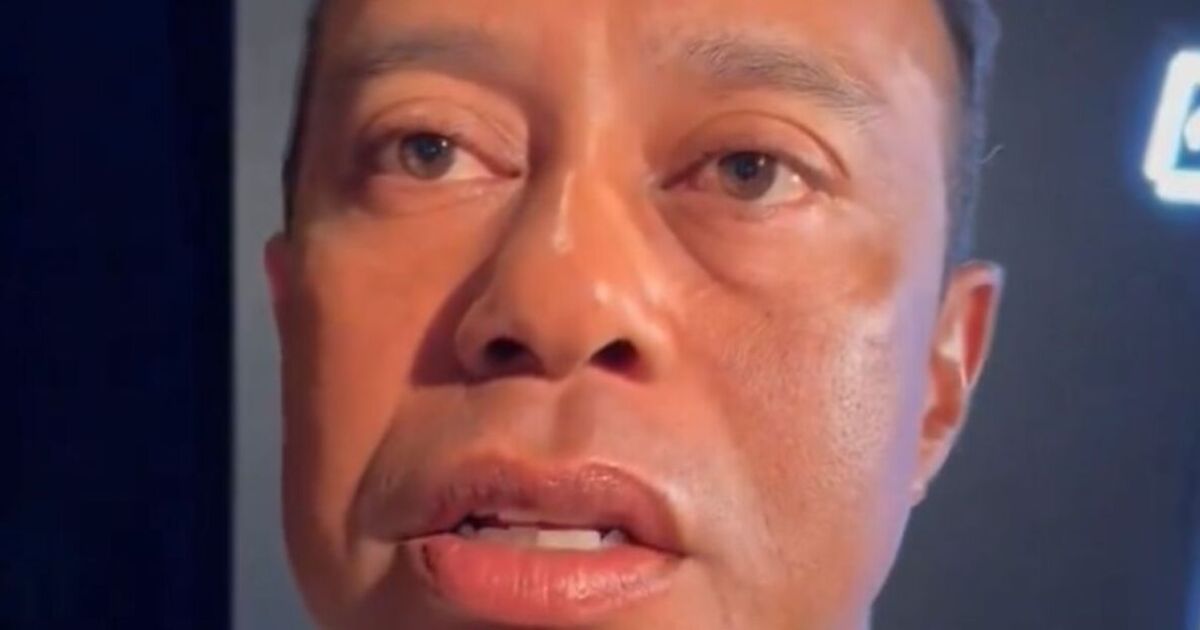 Les fans de golf inquiets après que des images de Tiger Woods montrent une légende injurieuse