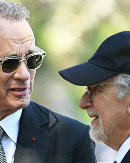 Réunion pour sauver le soldat Ryan : Tom Hanks et Steven Spielberg assistent au 80e anniversaire du débarquement