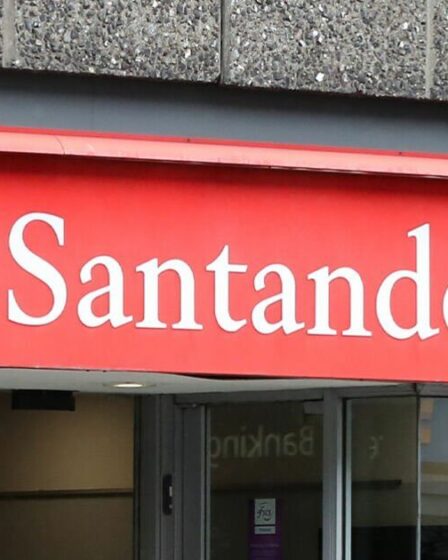 Santander lance un avertissement urgent à ses clients après des problèmes majeurs dans les transactions en ligne