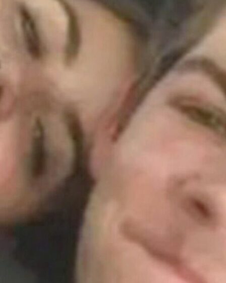 Un couple d'adolescents a dit aux invités que l'odeur sinistre était celle des « eaux usées » – mais l'horrible vérité était dans la salle de bain