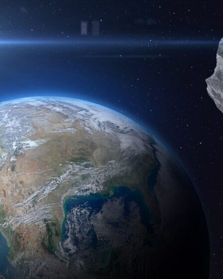 Un énorme astéroïde « tueur de planètes » en transit rapide pour traverser la Terre d'ici quelques jours