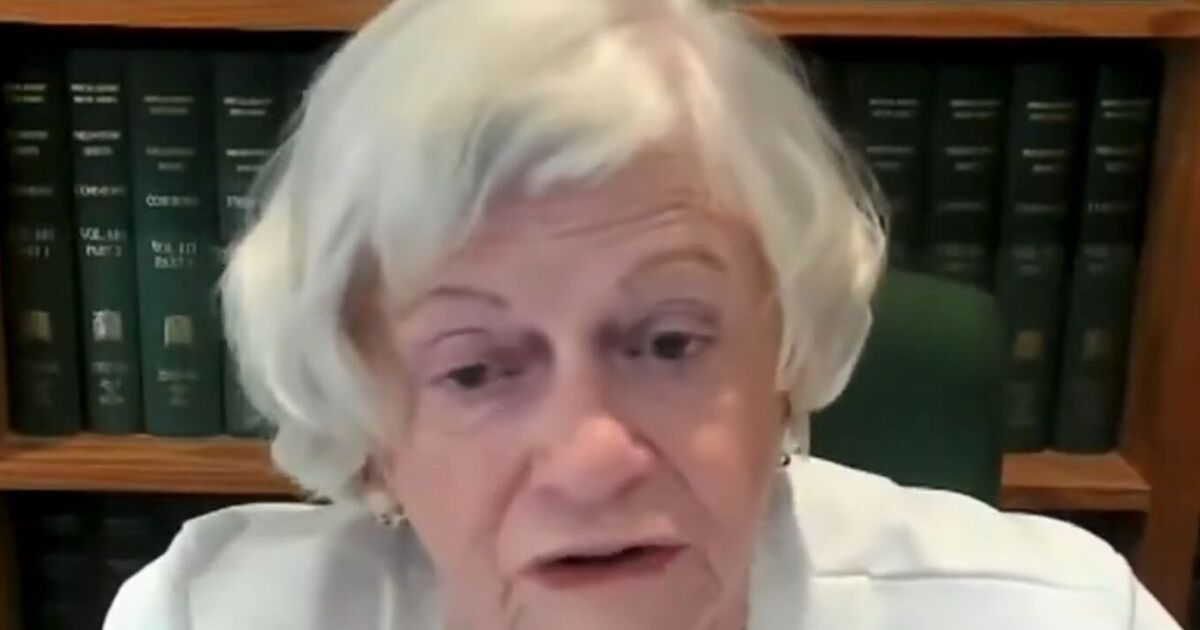 Ann Widdecombe défend Strictly Come Dancing contre les allégations d'abus