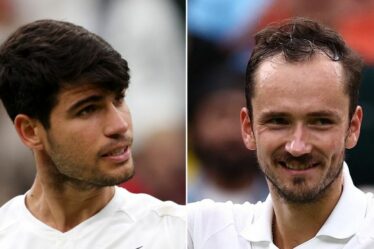 Carlos Alcaraz contre Daniil Medvedev EN DIRECT : les scores de Wimbledon mis à jour alors que la Russie vise sa revanche