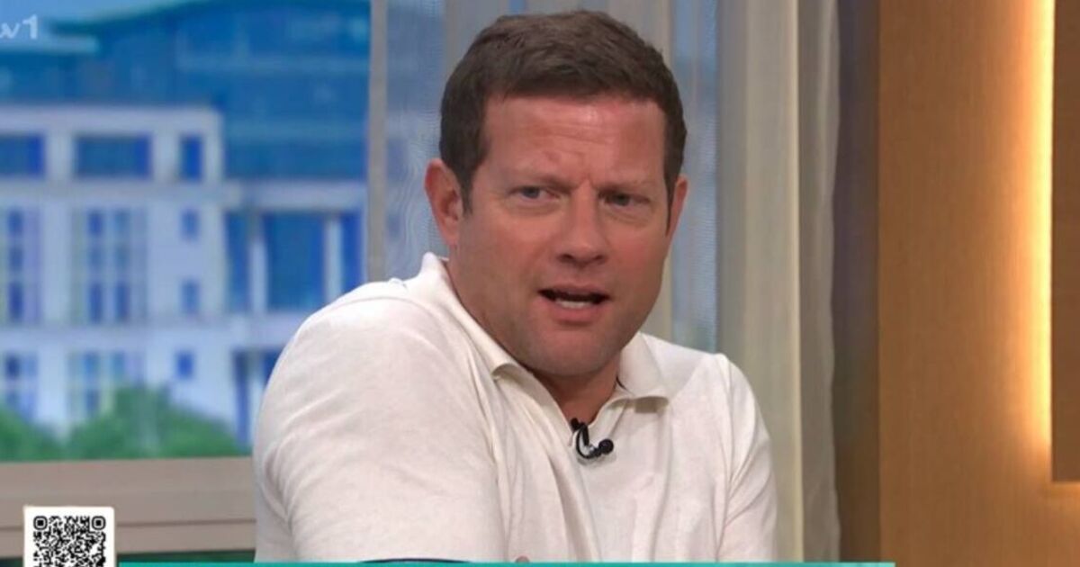 Ce matin, les fans se déconnectent alors qu'ils se plaignent du remplacement de Dermot O'Leary