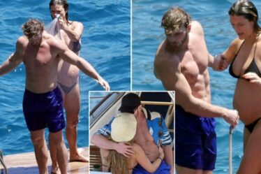 Logan Paul se fait doucher par sa fiancée enceinte alors qu'il s'amuse à faire la fête en bateau