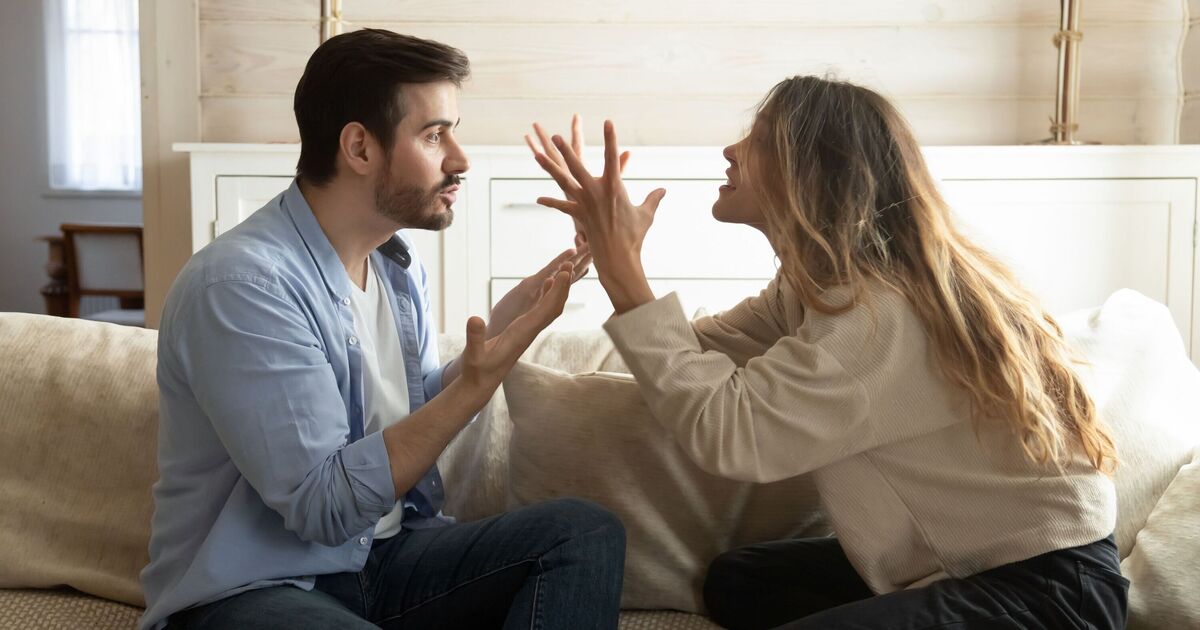 « Mon petit ami est obsédé par une autre femme, mais ce n’est pas ce que vous pensez »