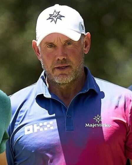 Lee Westwood répond froidement à Rory McIlroy et Tiger Woods, commente « l'âne » et s'excuse