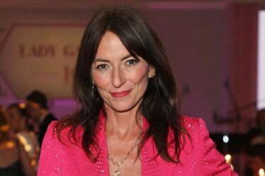 Davina McCall raconte sa honte et ses « sanglots pendant 90 jours » alors qu'elle luttait pour devenir sobre