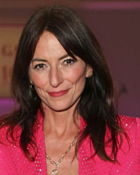 Davina McCall raconte sa honte et ses « sanglots pendant 90 jours » alors qu'elle luttait pour devenir sobre