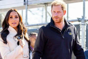 Famille royale EN DIRECT : Meghan Markle et le prince Harry « les tensions éclatent alors que le duc lutte contre l'ennui »