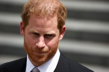 Famille royale EN DIRECT : le prince Harry « envisage un retour au Royaume-Uni » à une condition