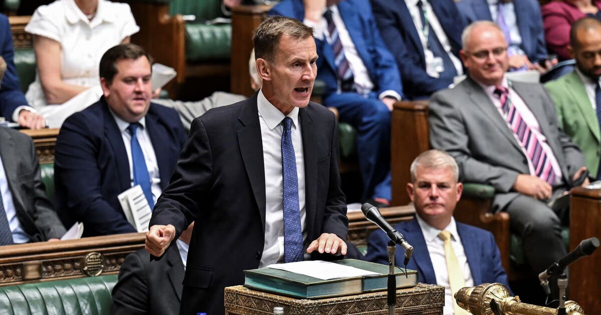 Jeremy Hunt critique la « fiction » du trou noir du parti travailliste et prévient que Rachel Reeves regrettera d'avoir menti