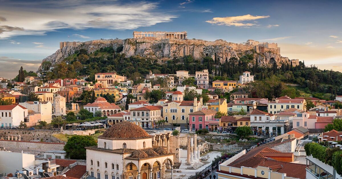 La Grèce envoie une alerte météo d'urgence à tous les touristes qui se rendent en Grèce ce week-end