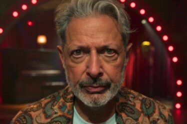 La nouvelle série de Jeff Goldblum sur Netflix, baptisée « Succession rencontre les mythes grecs », est un triomphe critique