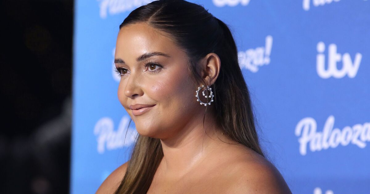 La réaction de Jacqueline Jossa lorsque sa maison de vacances est envahie par des voleurs masqués