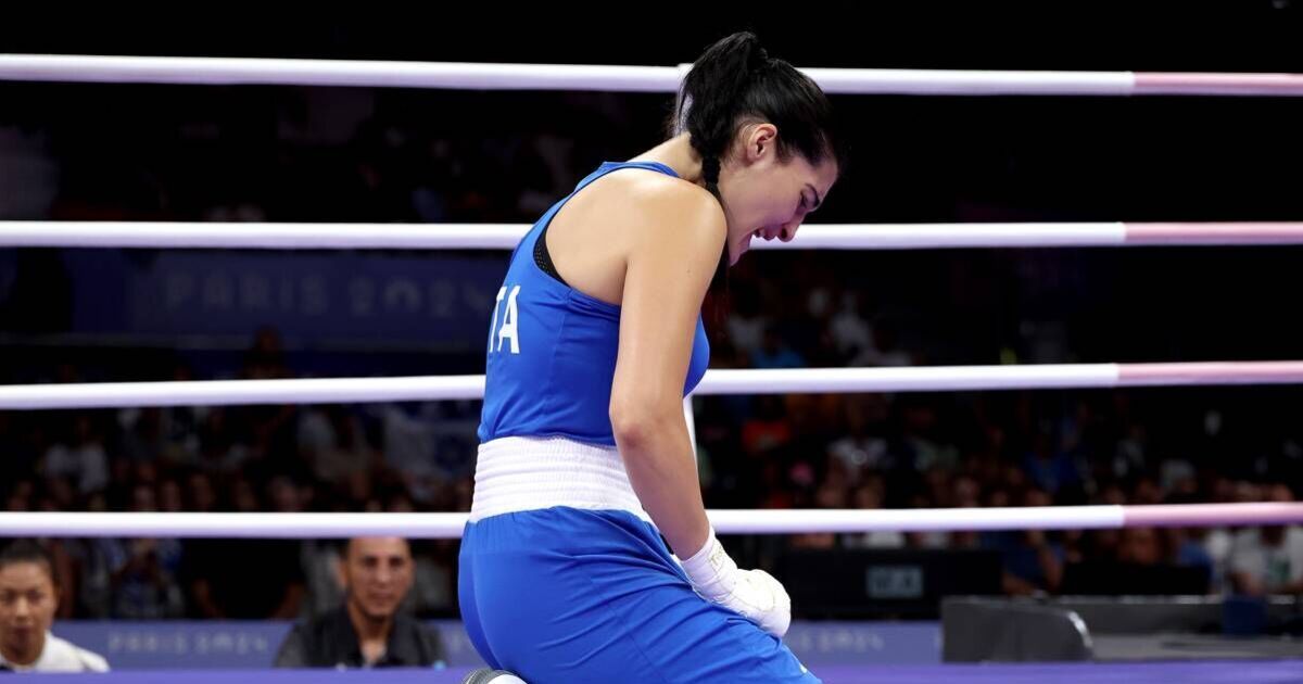 Le boxeur olympique qui a abandonné après 46 secondes a reçu une énorme récompense malgré sa défaite