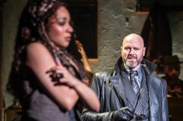 Les billets pour Hadestown sont à 22 £ sur LOVETheatre - achetez les vôtres maintenant